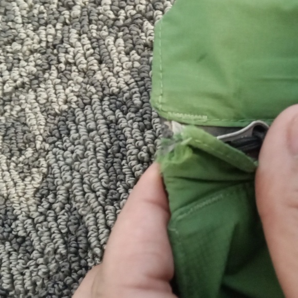 L.L. Bean Bright Green Full Zip Raincoat Lightweight Long Sleeve Lynon Mens M - Picture 9 of 10